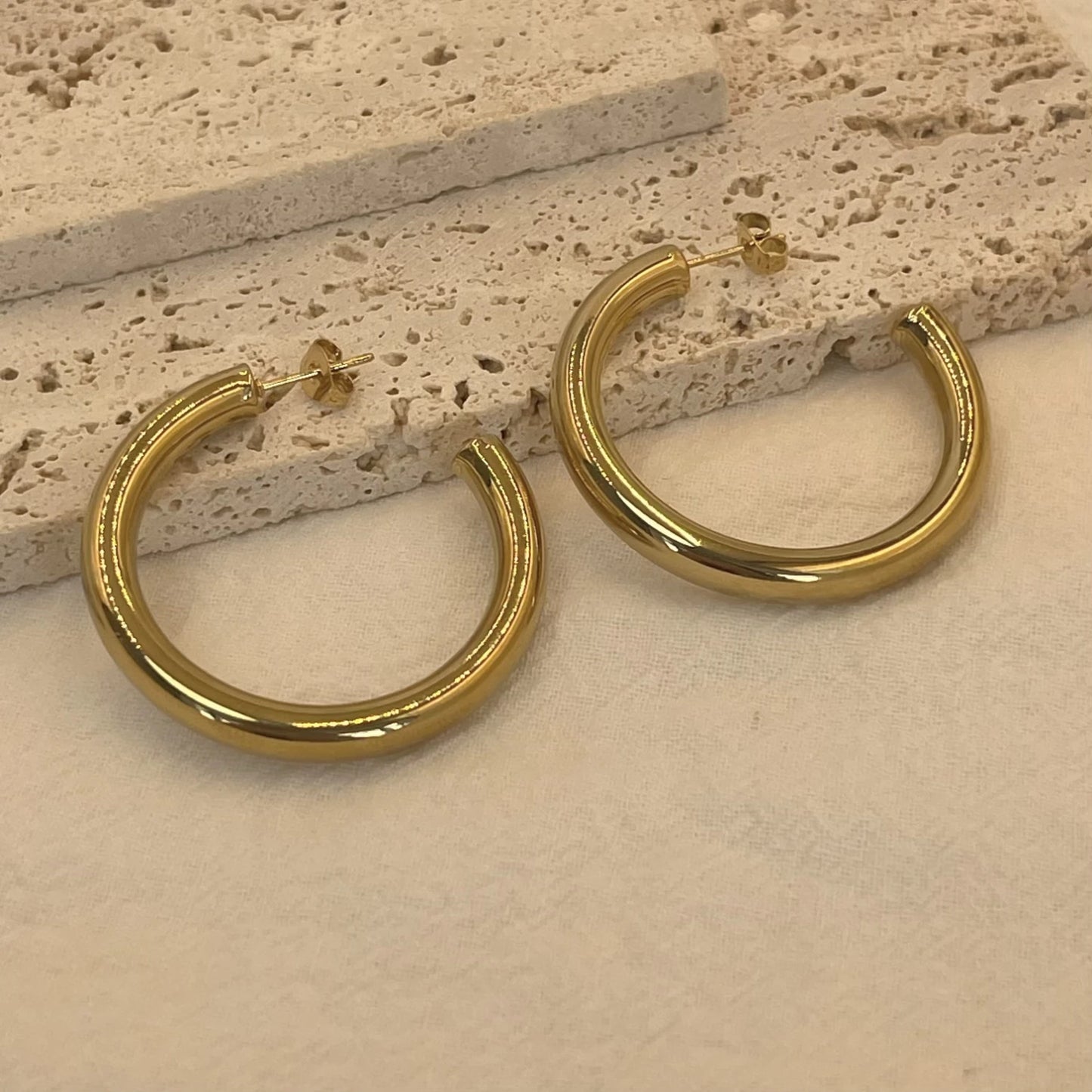 Classic Gold Hoop Earrings – 30/40/50mm